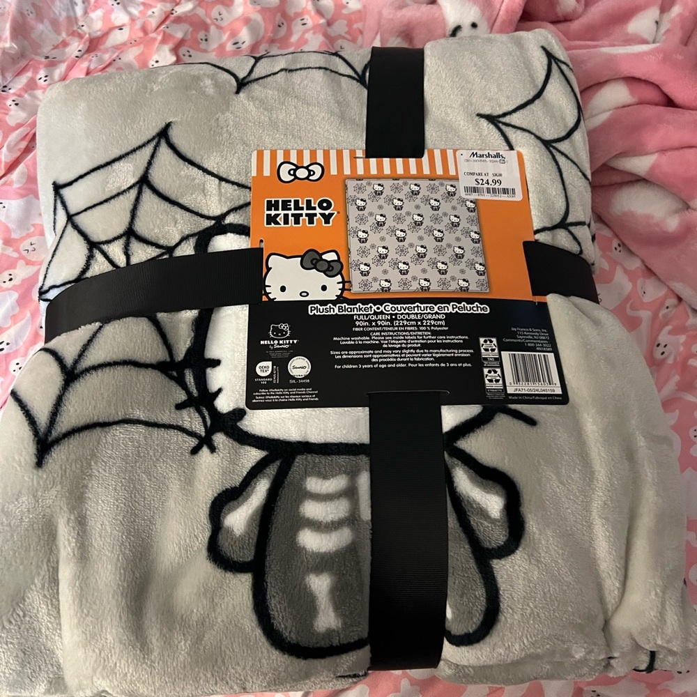 🎈hello kitty halloween FULL/QUEEN blanket spiders skeleton 2024 NWT